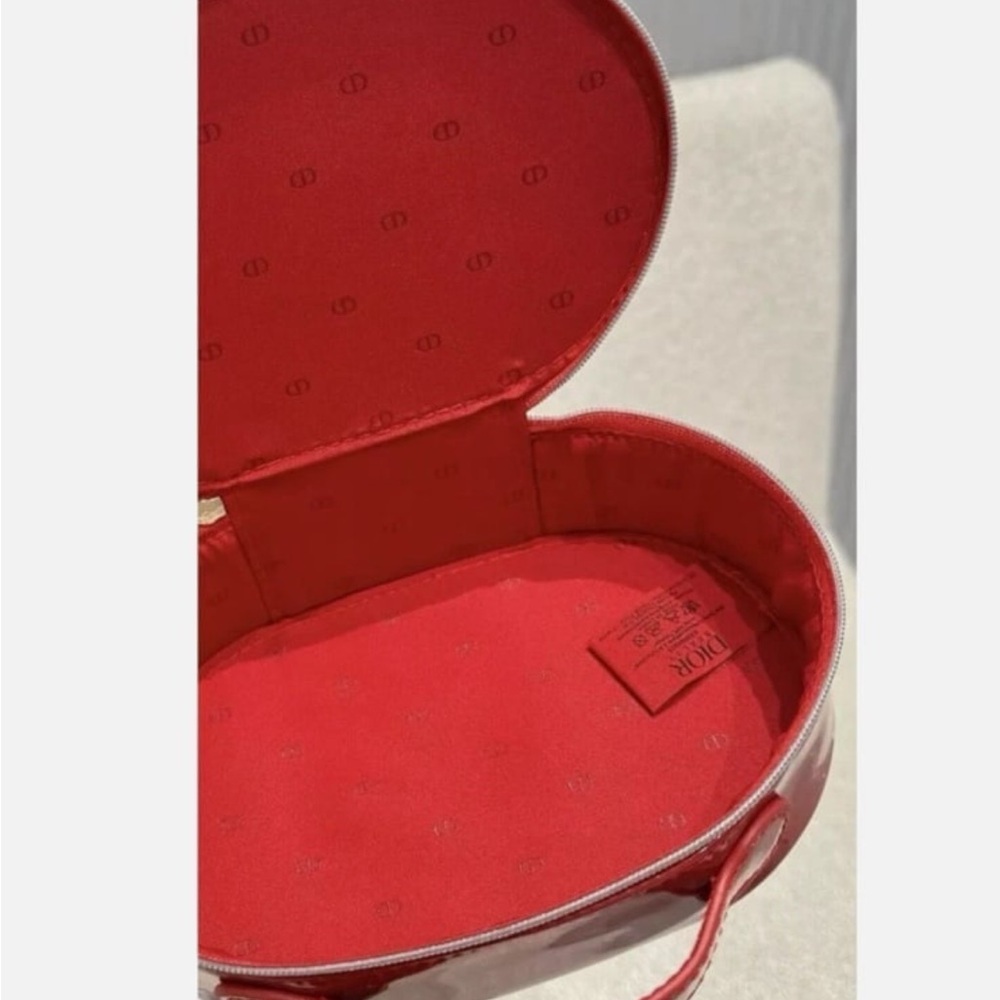Dior Red Patent leather top handle toiletry pouch purse - Picture 4 of 4